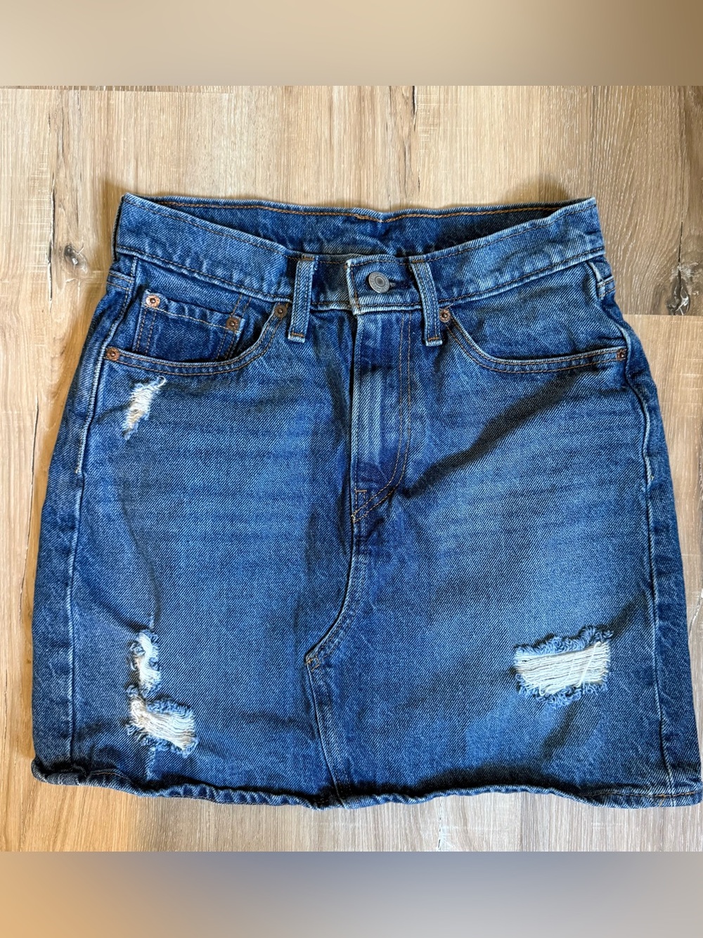 Levi’s Denim Mini Skirt